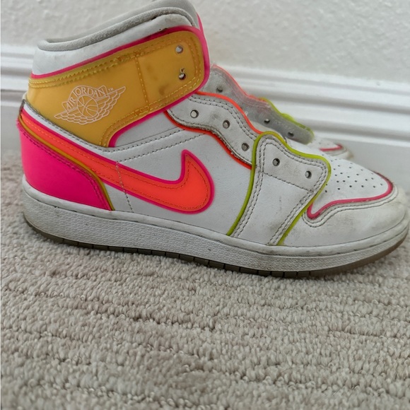 Nike Dunks - Picture 4 of 8